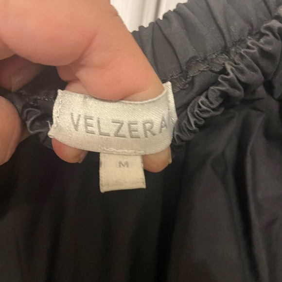 Tropical and fun - Picture 2 of 2